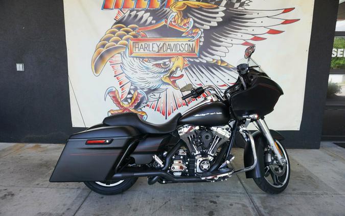 2015 Harley-Davidson Road Glide Special Black Denim & Red Pinstrip