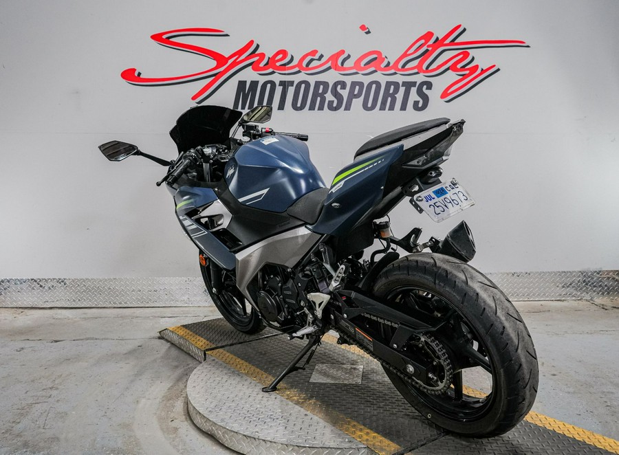 2022 Kawasaki Ninja 400