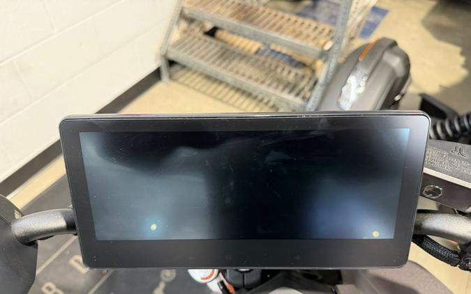 2025 Can-Am Pulse® Base