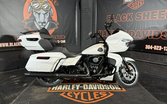 2026 Harley-Davidson® Road Glide Limited FLTRXL