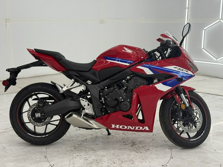 2026 Honda CBR650R E-Clutch
