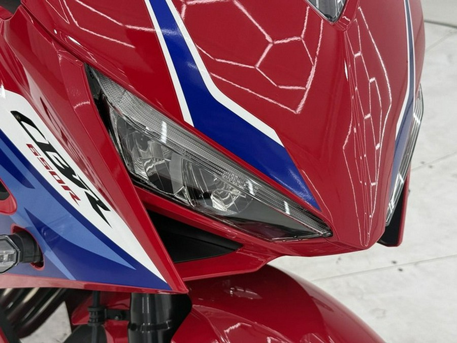 2026 Honda CBR650R E-Clutch