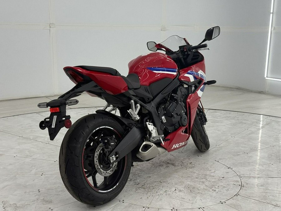 2026 Honda CBR650R E-Clutch