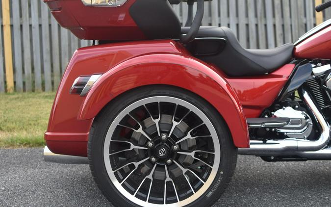 2026 Harley-Davidson Street Glide 3 Limited Brilliant Red Chrome Trim