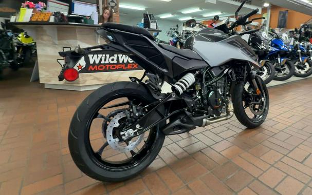 2026 KTM 250 DUKE