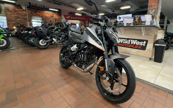 2026 KTM 250 DUKE