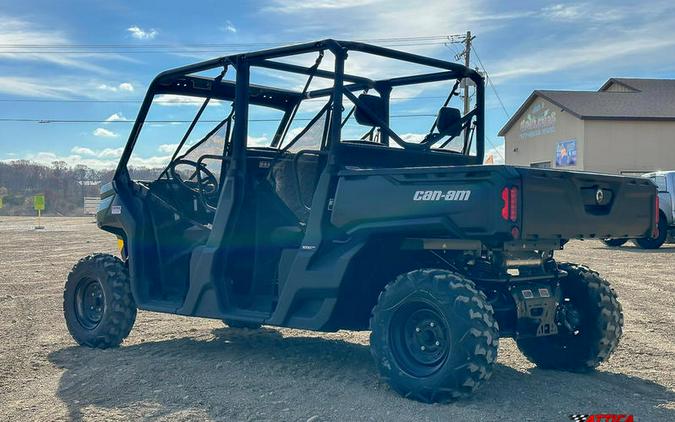 2023 Can-Am® Defender MAX HD7