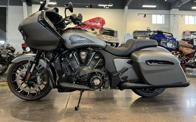 2023 Indian Motorcycle® Challenger® Dark Horse® Titanium Smoke