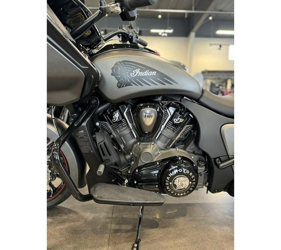 2023 Indian Motorcycle® Challenger® Dark Horse® Titanium Smoke