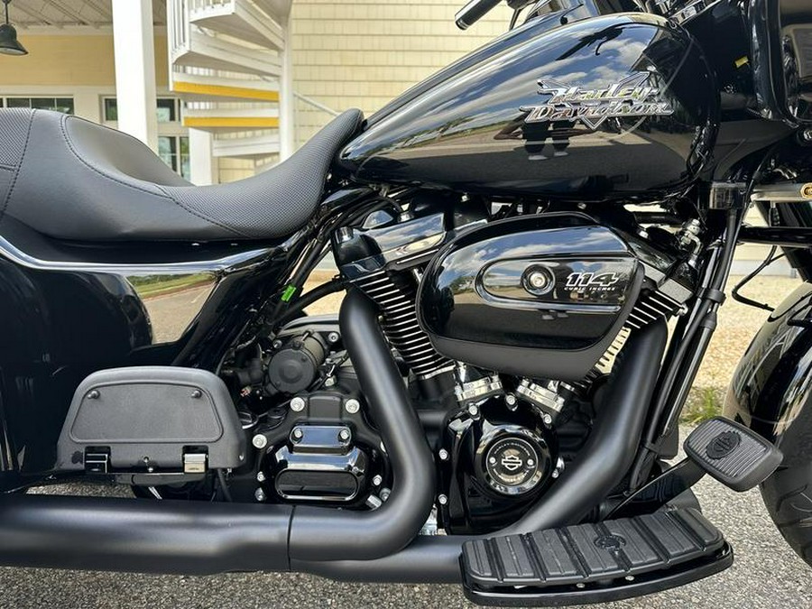 2023 Harley-Davidson® FLTRT - Road Glide® 3