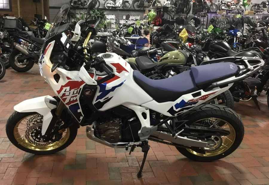 2025 Honda® Africa Twin Adventure Sports ES