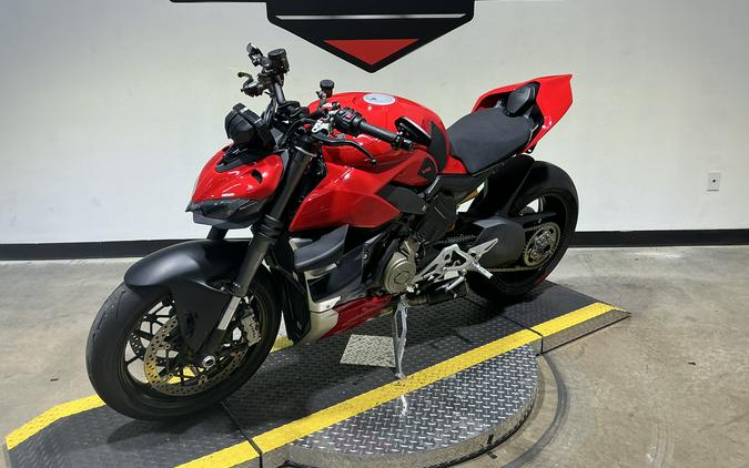2022 Ducati Streetfighter V4