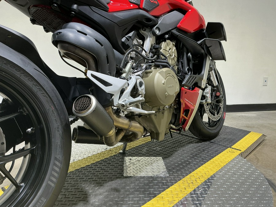 2022 Ducati Streetfighter V4