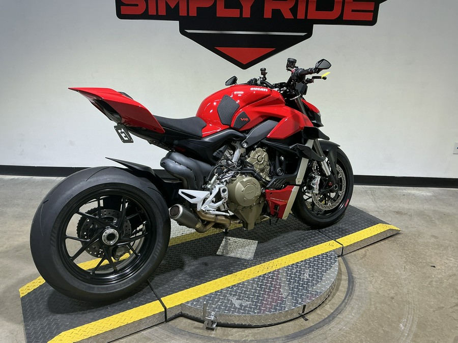 2022 Ducati Streetfighter V4