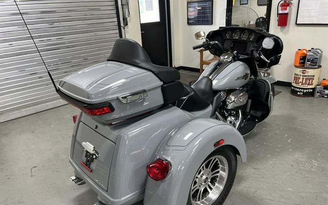 2024 Harley-Davidson Trike FLHTCUTG - Tri Glide Ultra