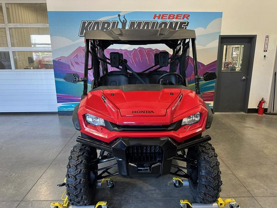 2025 Honda® Pioneer 1000-6 Deluxe Crew
