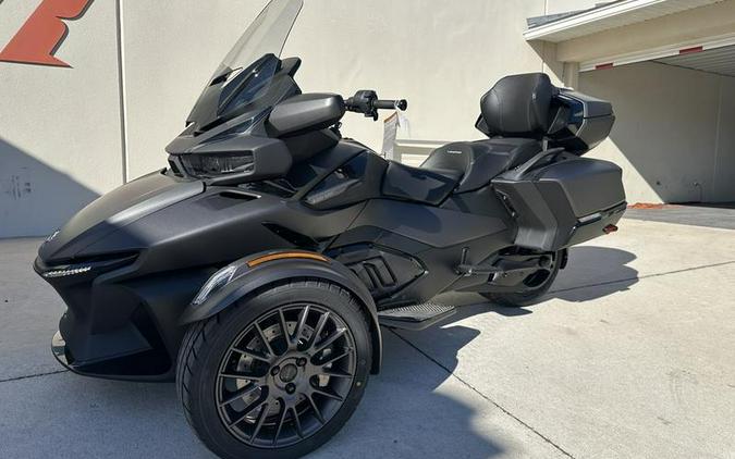 2026 Can-Am® Spyder RT Limited Dark