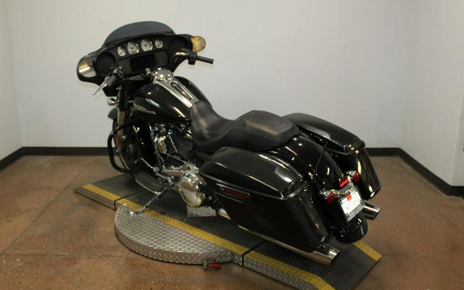 2019 Harley-Davidson® Street Glide® BLACK