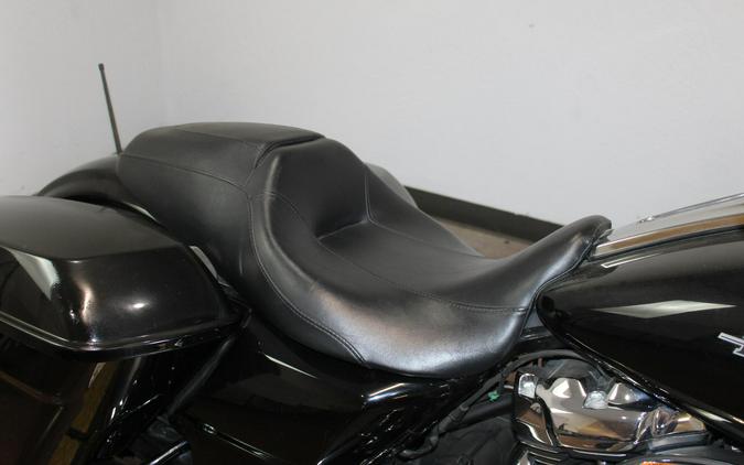 2019 Harley-Davidson® Street Glide® BLACK