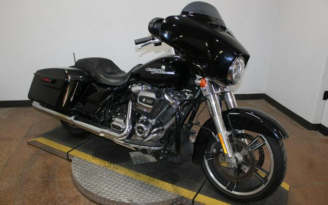 2019 Harley-Davidson® Street Glide® BLACK