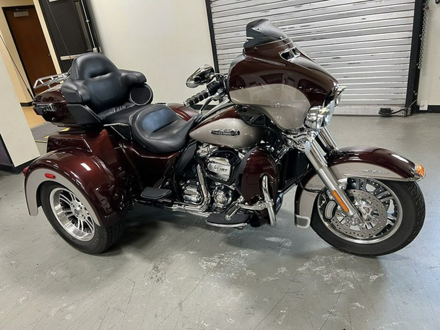 2018 Harley-Davidson Trike FLHTCUTG - Tri Glide Ultra