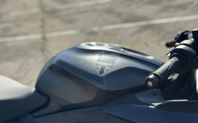 2025 Triumph Daytona 660 Satin Granite/Satin Black