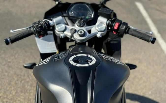 2025 Triumph Daytona 660 Satin Granite/Satin Black