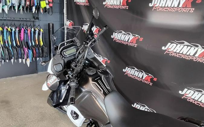 2025 Kawasaki KLR650 S Pearl Crystal White/Metallic Carbon Gra Metallic Matte Old School Green