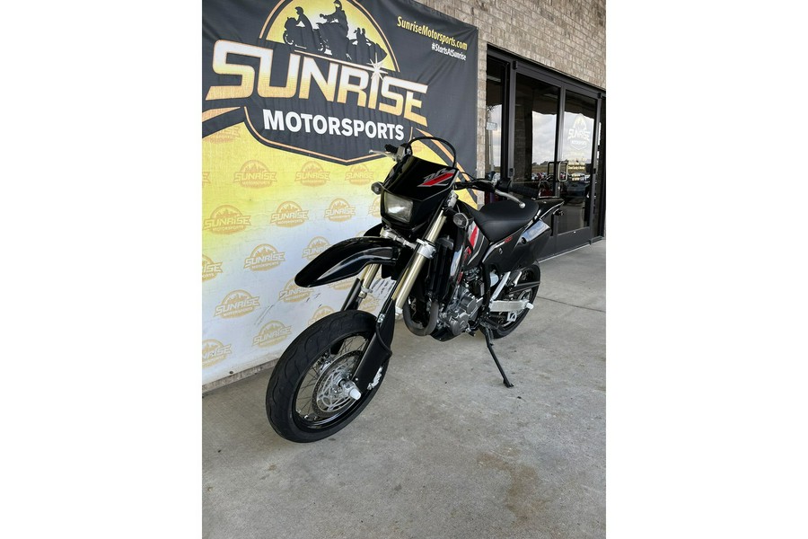 2022 Suzuki DR-Z400SM