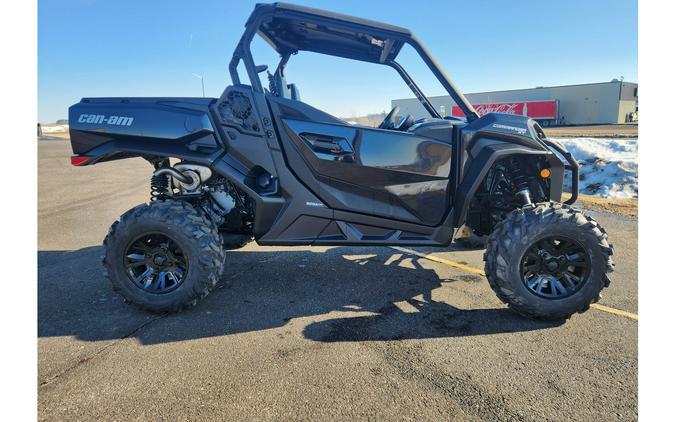 2026 Can-Am SSV COM XT 64 1000R BK 26 XT 1000R