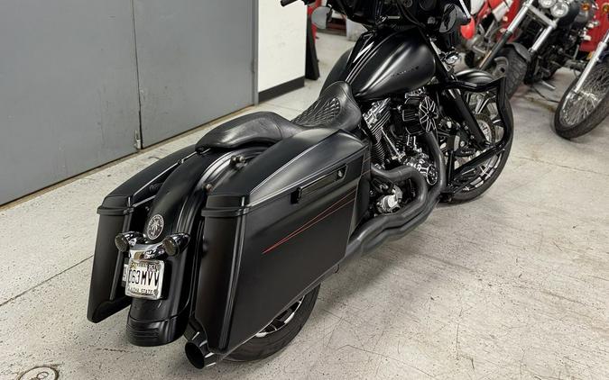 2016 Harley-Davidson® FLHXS - Street Glide® Special