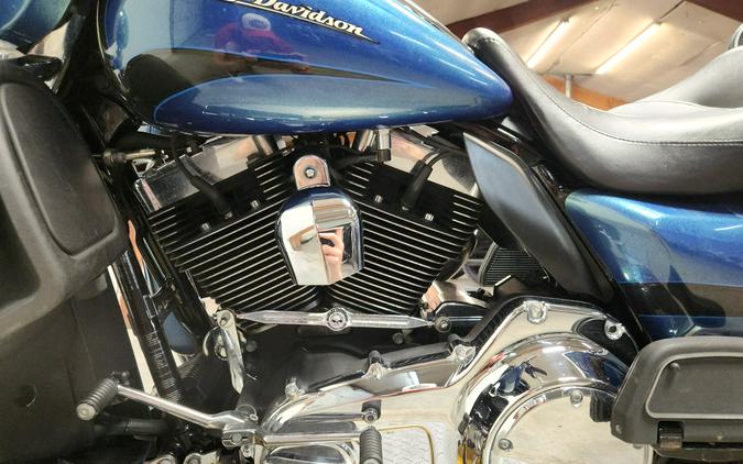 2014 Harley-Davidson® Ultra Limited - FP8787