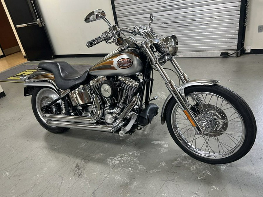 2004 Harley-Davidson Softail FXSTD - Deuce