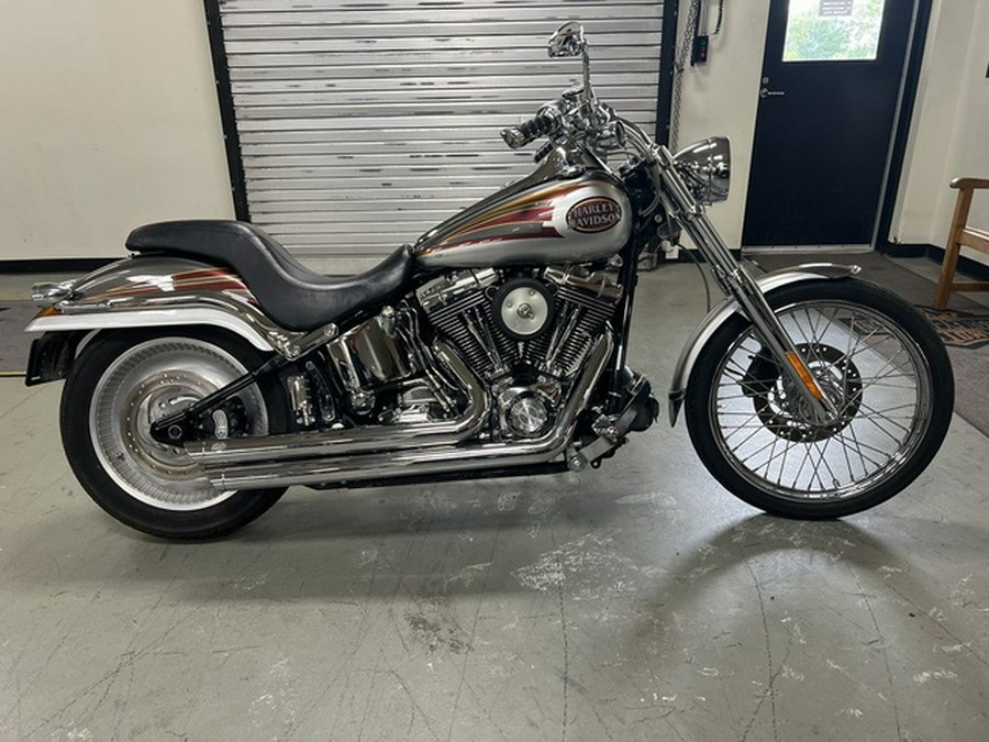 2004 Harley-Davidson Softail FXSTD - Deuce