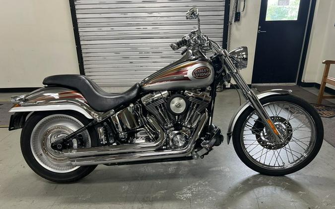 2004 Harley-Davidson Softail FXSTD - Deuce