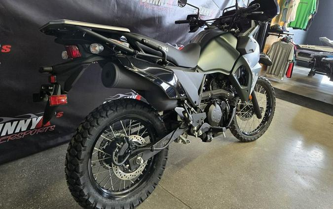 2025 Kawasaki KLR650 Metallic Matte Old School Green
