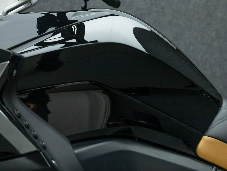 2022 BMW K1600B W/ABS