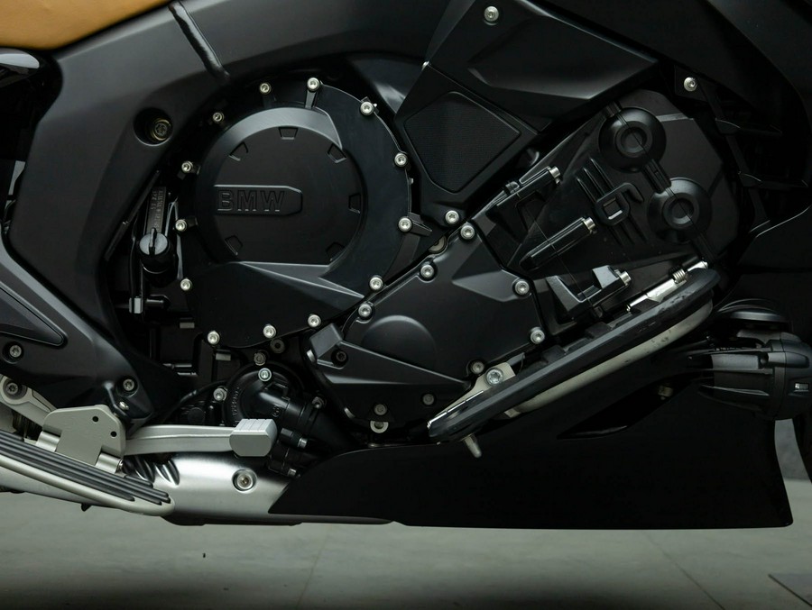 2022 BMW K1600B W/ABS