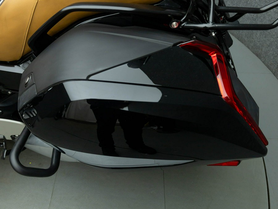 2022 BMW K1600B W/ABS