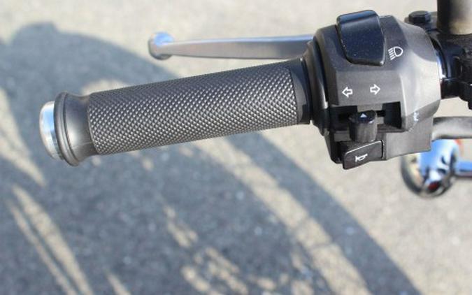 2022 Royal Enfield INT650