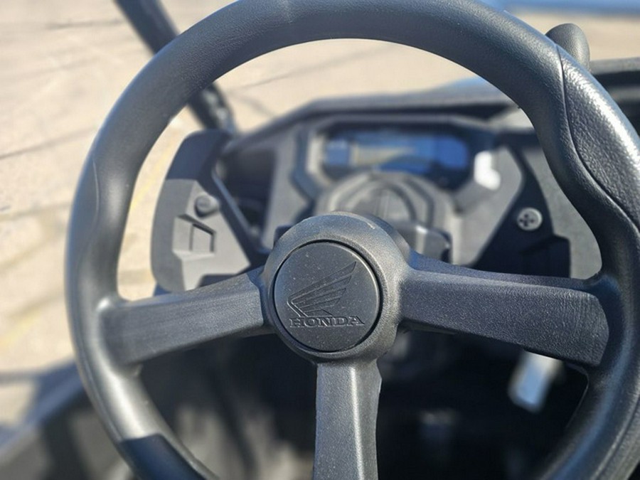 2025 Honda Pioneer 1000-6 Deluxe Crew