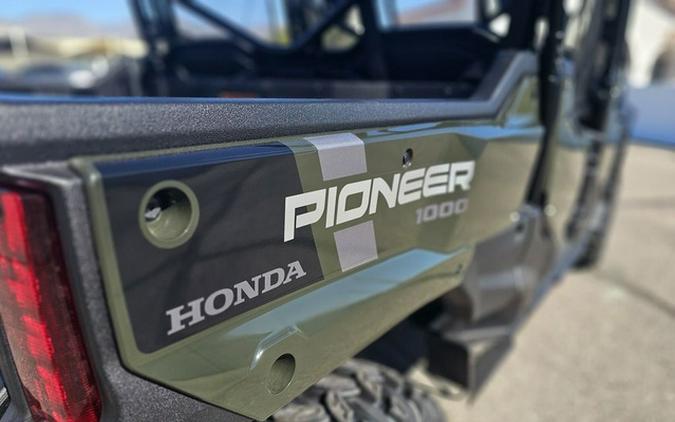 2025 Honda Pioneer 1000-6 Deluxe Crew