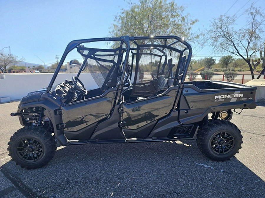 2025 Honda Pioneer 1000-6 Deluxe Crew
