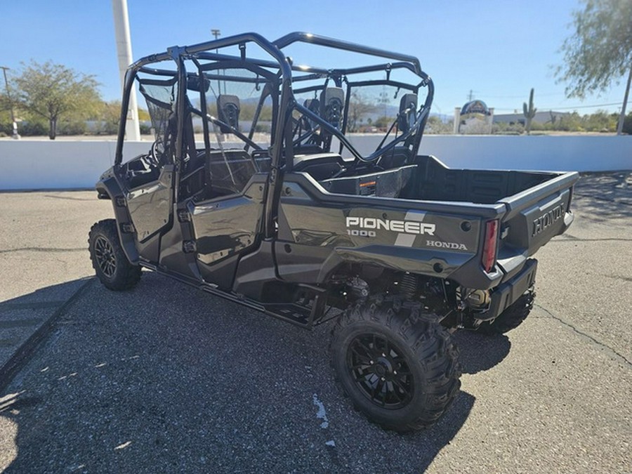 2025 Honda Pioneer 1000-6 Deluxe Crew