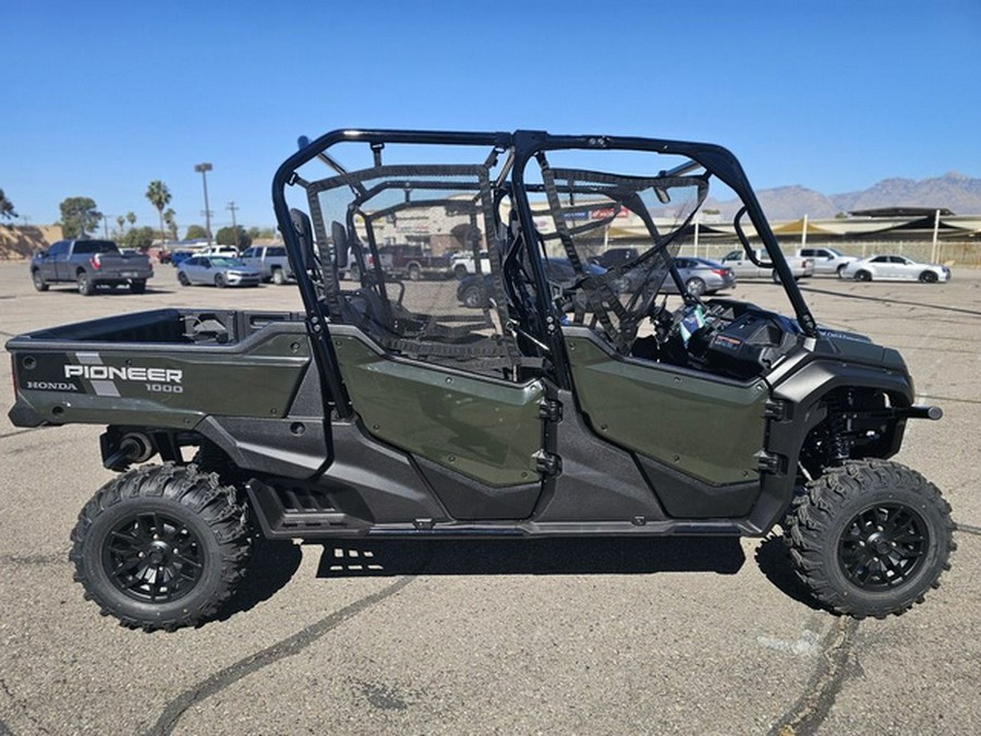 2025 Honda Pioneer 1000-6 Deluxe Crew