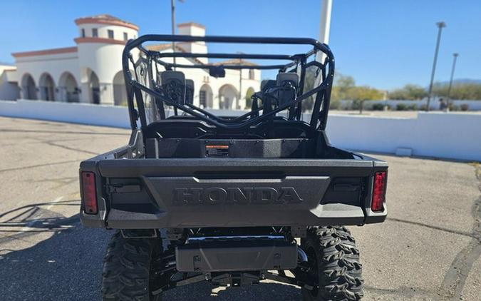 2025 Honda Pioneer 1000-6 Deluxe Crew