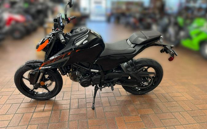 2026 KTM 250 DUKE