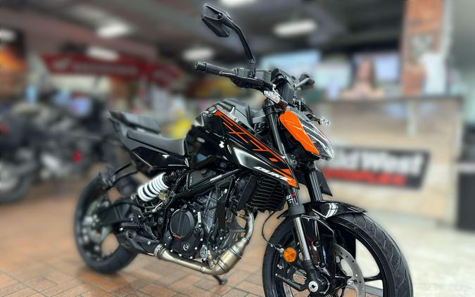 2026 KTM 250 DUKE