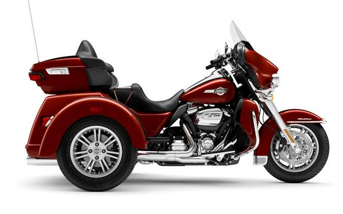 2024 Harley-Davidson® FLHTCUTG - Tri Glide® Ultra