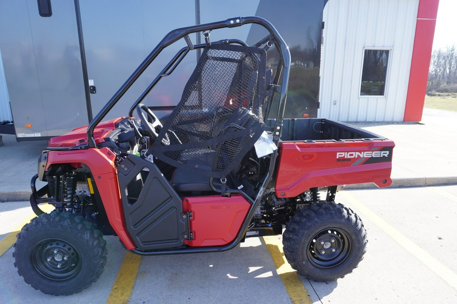 2026 Honda PIONEER 520
